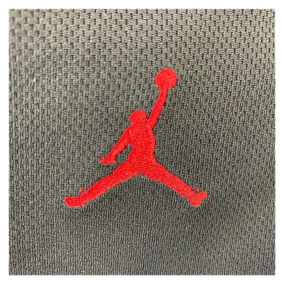 NIKE JORDAN 23 Legacy Mesh Black Red Basketball - Picture 8 of 10